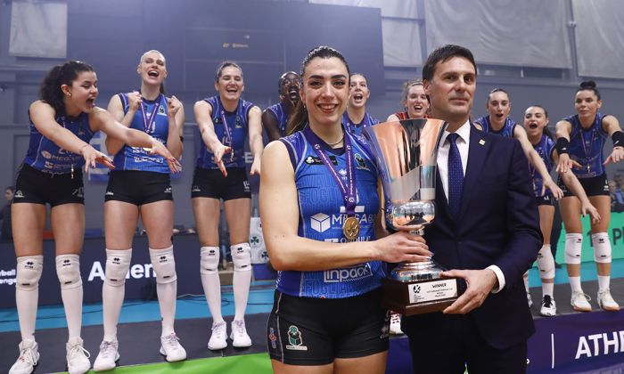 Prvo uče&scaron;će Valefolje u Evropskim kupovima i osvojen trofej &ndash; Ivan Knežević predao pobednički pehar