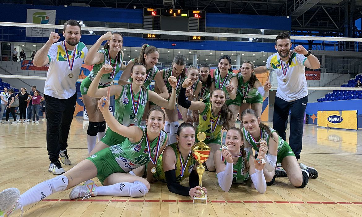 Juniorke Omladinca iz Novih Banovaca osvojile titulu prvaka Srbije u Zrenjaninu